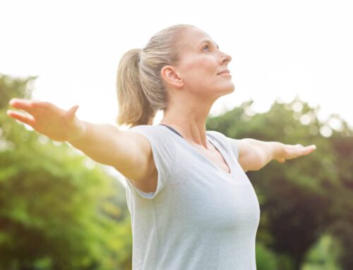 Met yoga ontspannen door de overgang